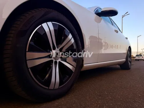 مرسيدس C 180 2024 أبيض مستعملة للبيع - 4