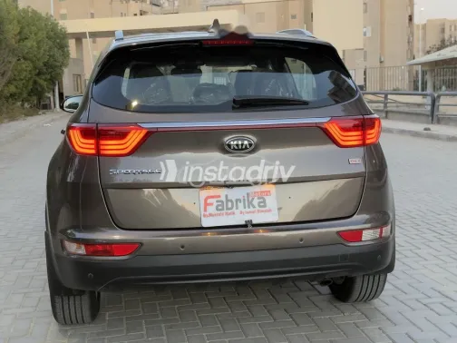 كيا سبورتاج 2017 أبيض مستعملة للبيع - 9