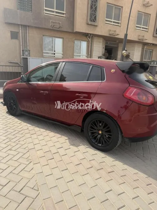 Fiat Bravo 2013 Red Used for Sale - 3