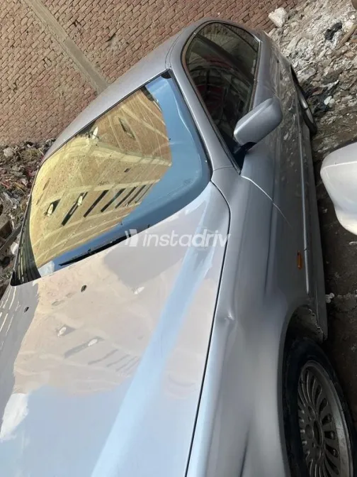 بي ام دبليو 520 2002 فضي مستعملة للبيع - 3