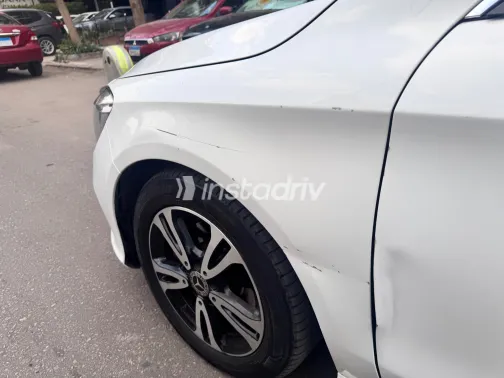 مرسيدس CLA 180 2018 أبيض مستعملة للبيع - 9