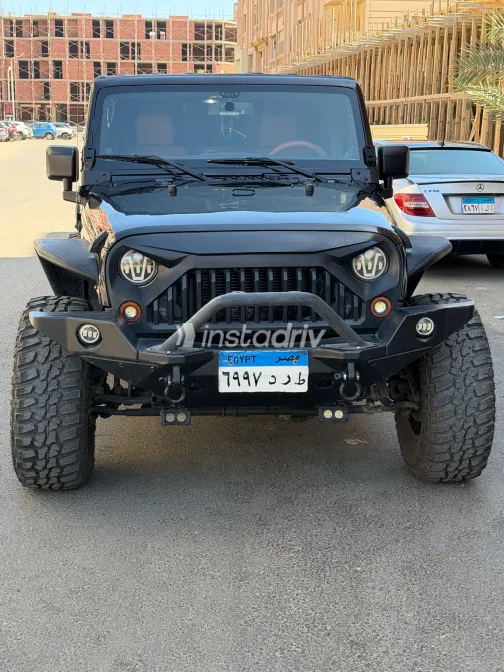 جيب رانجلر 2013 أبيض مستعملة للبيع - 2