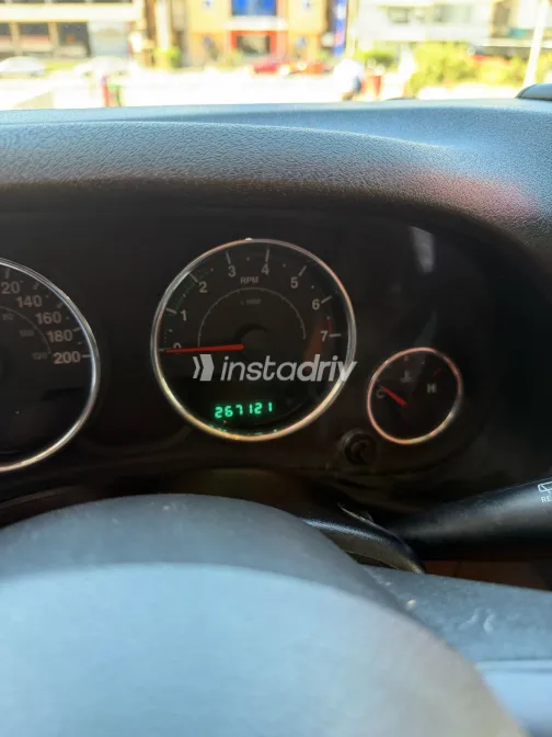 جيب رانجلر 2013 أبيض مستعملة للبيع - 5