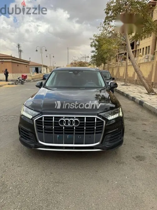 Audi Q7 2021 Black Used for Sale - 2