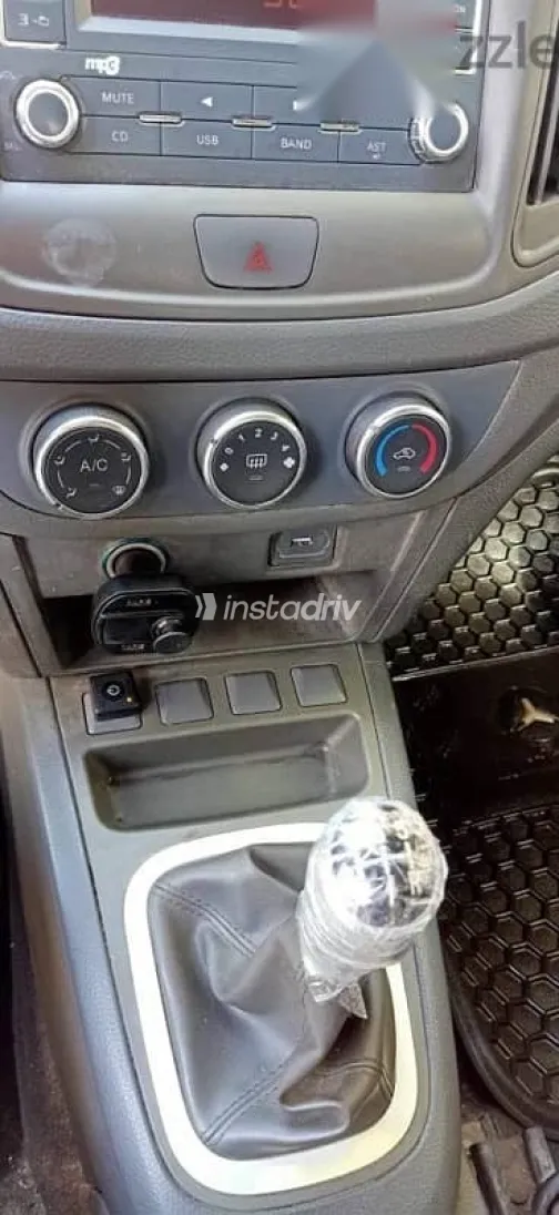 شيرى انفى 2017 فضي مستعملة للبيع - 3