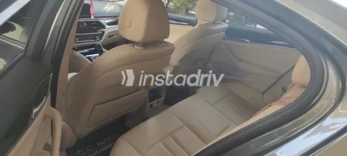 بي ام دبليو 520 2019 فضي مستعملة للبيع - 6