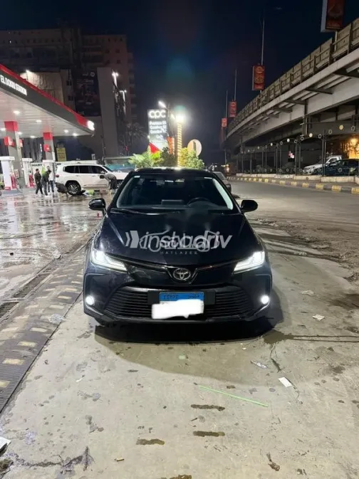 تويوتا كورولا 2022 أسود مستعملة للبيع - 1