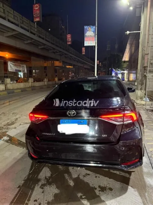 تويوتا كورولا 2022 أسود مستعملة للبيع - 3