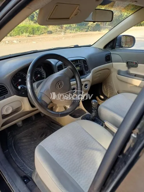 هيونداي اكسنت 2010 أسود مستعملة للبيع - 7