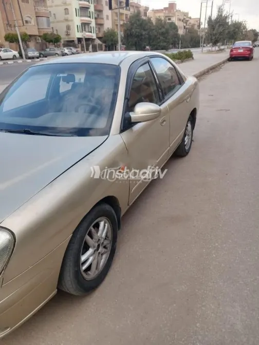 دايو نوبيرا 1999 ذهبي مستعملة للبيع - 2