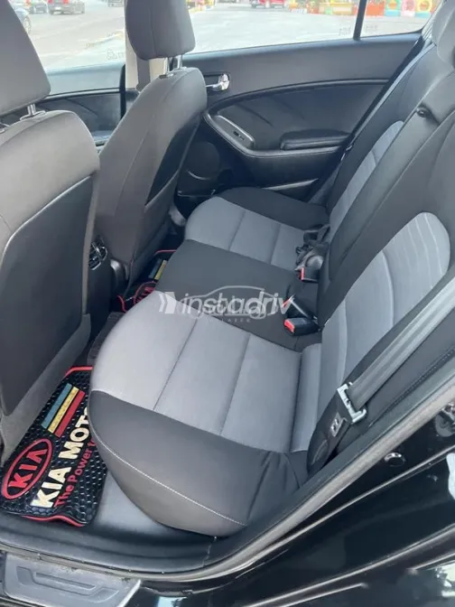 Kia Cerato 2016 Black Used for Sale - 8