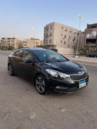 كيا سيراتو 2016 أسود مستعملة للبيع