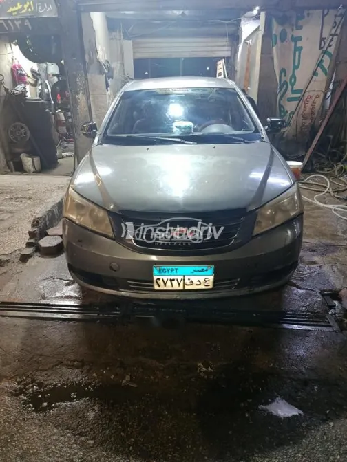 جيلي EC7 2015 رمادي مستعملة للبيع - 1