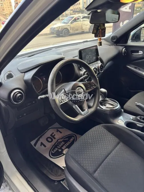 Nissan Juke 2021 White Used for Sale - 6
