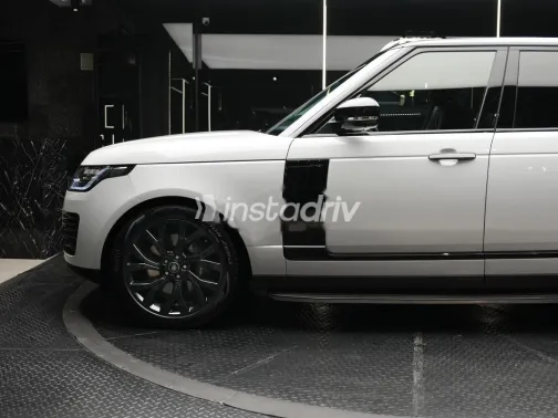 Land Rover Range Rover Vogue 2019 White Used for Sale - 4