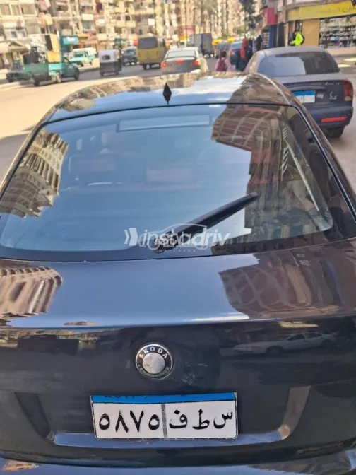 سكودا اوكتافيا A5 2007 أسود مستعملة للبيع - 8