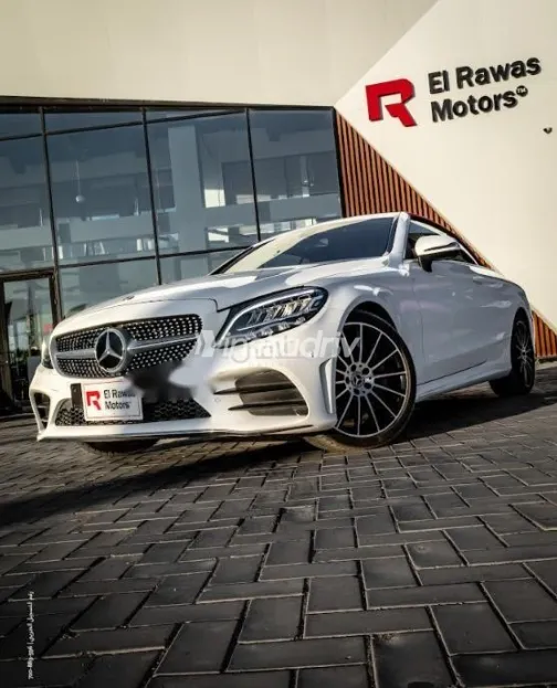 مرسيدس C 300 2020 أبيض مستعملة للبيع - 2