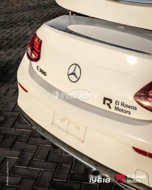 مرسيدس C 300 2020 أبيض مستعملة للبيع - 3