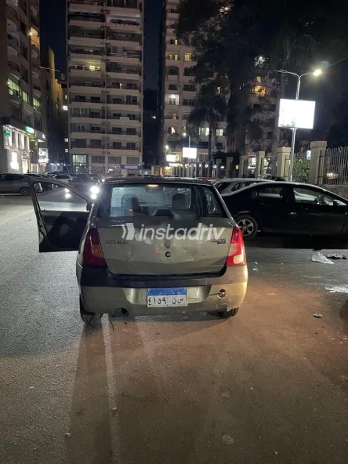 رينو لوجان 2009 ذهبي مستعملة للبيع - 8