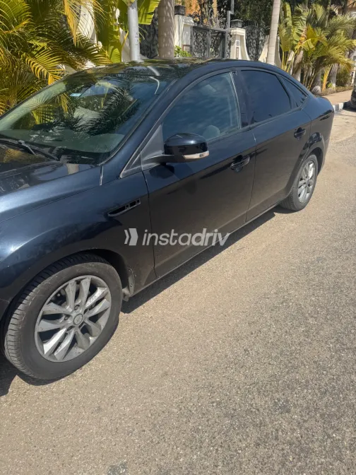 فورد مونديو 2011 أبيض مستعملة للبيع - 2