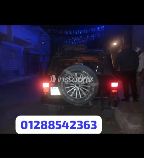 Jeep Cherokee 1995 White Used for Sale - 8