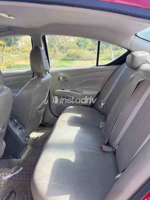 نيسان صنى 2013 أبيض مستعملة للبيع - 4