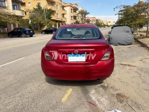 نيسان صنى 2013 أبيض مستعملة للبيع - 5