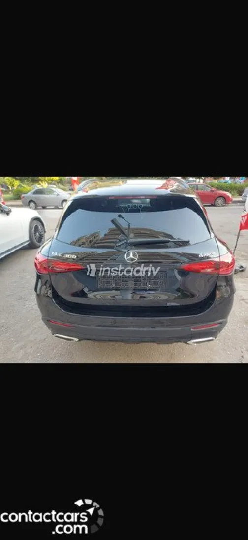 Mercedes GLC 300 2023 White Used for Sale - 9