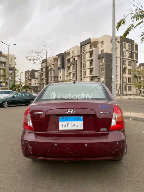 هيونداي اكسنت 2009 أبيض مستعملة للبيع - 7