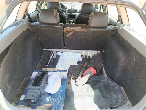 سكودا اوكتافيا A4 1999 أبيض مستعملة للبيع - 3