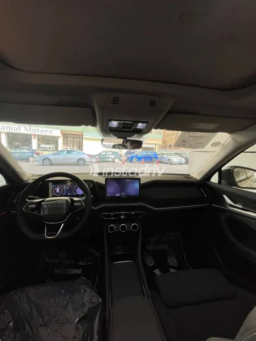 سكودا كودياك 2026 أسود جديدة للبيع - 4