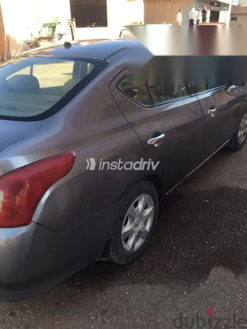 Nissan Sunny 2019 Gray Used for Sale - 2