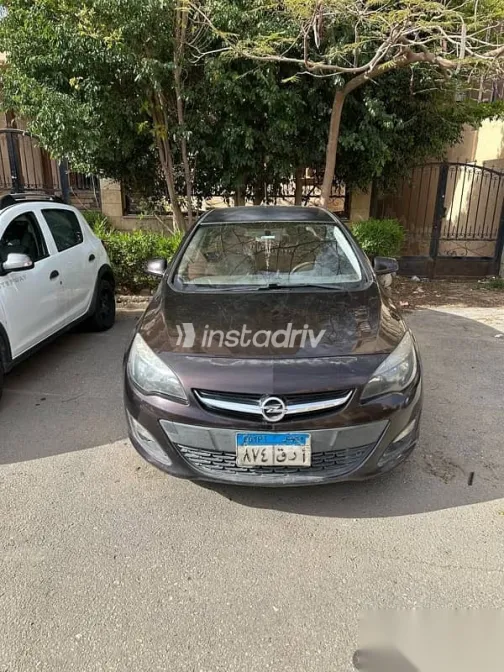 اوبل أسترا 2016 بني جديدة للبيع - 1