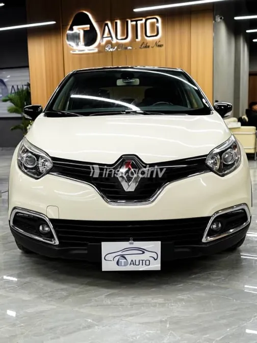 رينو كابتشر 2017 أبيض مستعملة للبيع - 1