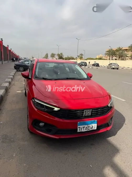 فيات تيبو 2021 أحمر مستعملة للبيع - 2