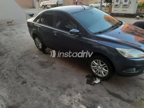 فورد فوكس 2009 أسود مستعملة للبيع - 1