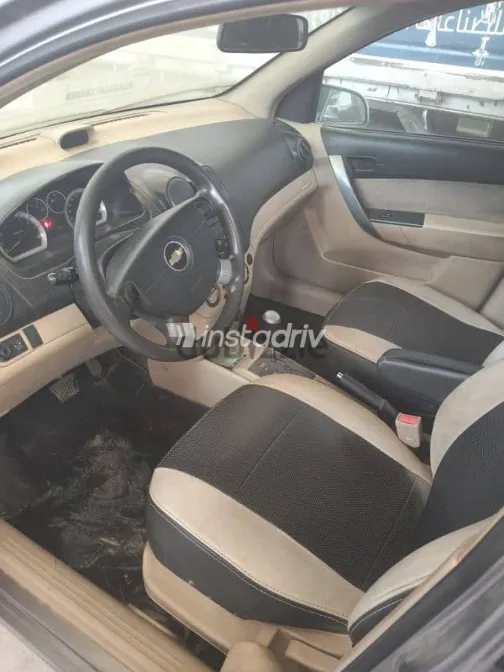 شيفروليه افيو 2020 أزرق غامق مستعملة للبيع - 10