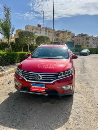 ام جى ار اكس 5 2022 أبيض مستعملة للبيع