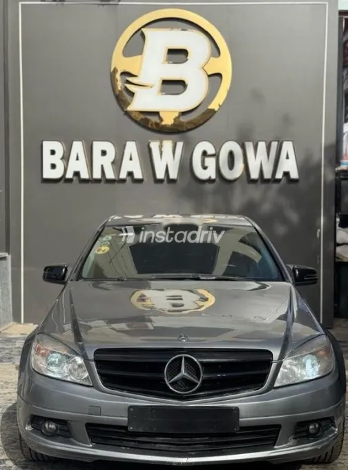 مرسيدس C 180 2010 رمادي مستعملة للبيع - 1