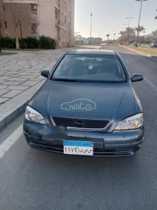 اوبل أسترا 2001 رمادي غامق مستعملة للبيع