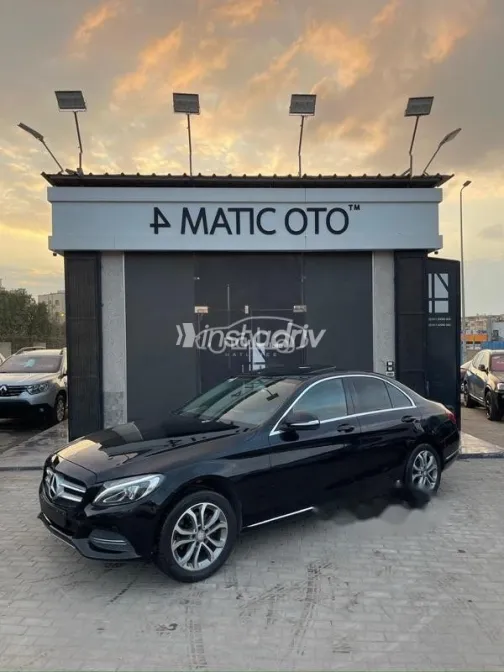 مرسيدس C 180 2015 أسود مستعملة للبيع - 1