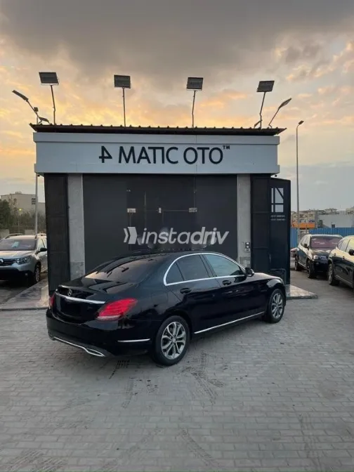 مرسيدس C 180 2015 أسود مستعملة للبيع - 7