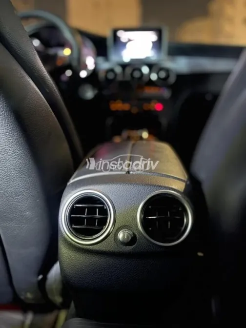 مرسيدس C 180 2015 أسود مستعملة للبيع - 10