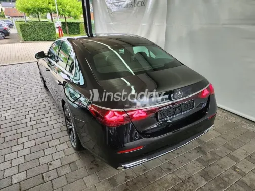 مرسيدس E 200 2024 أسود مستعملة للبيع - 2