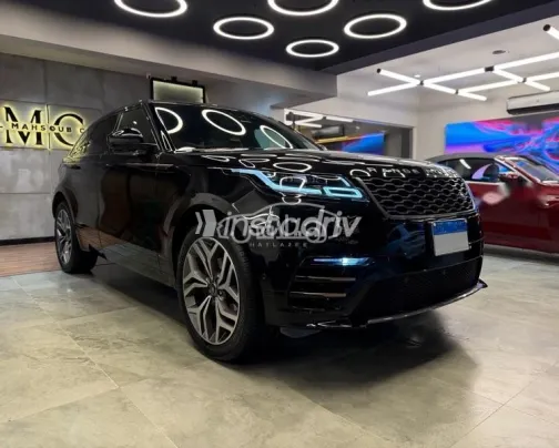 Land Rover Velar 2020 Black Used for Sale - 2