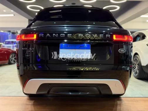Land Rover Velar 2020 Black Used for Sale - 6