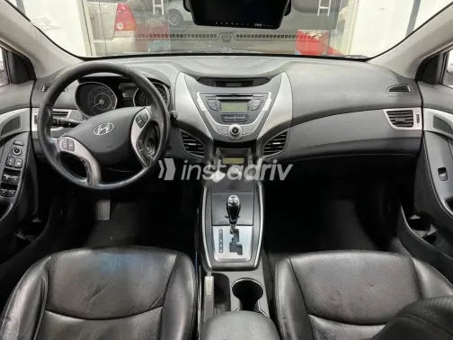 هيونداي افانتي 2013 أبيض مستعملة للبيع - 7