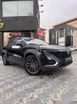 شانجان يونى تى 2025 أزرق غامق جديدة للبيع