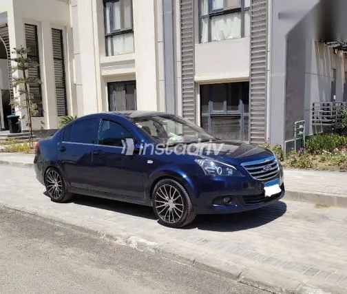 شيرى انفى 2018 أزرق غامق مستعملة للبيع - 2