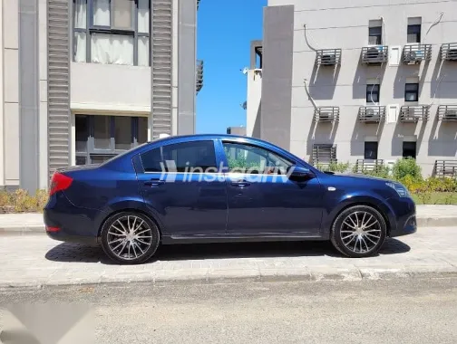 شيرى انفى 2018 أزرق غامق مستعملة للبيع - 3